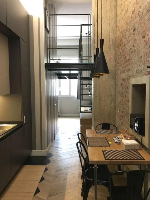 Apartament Dezza Loft Mediolan Zewnętrze zdjęcie
